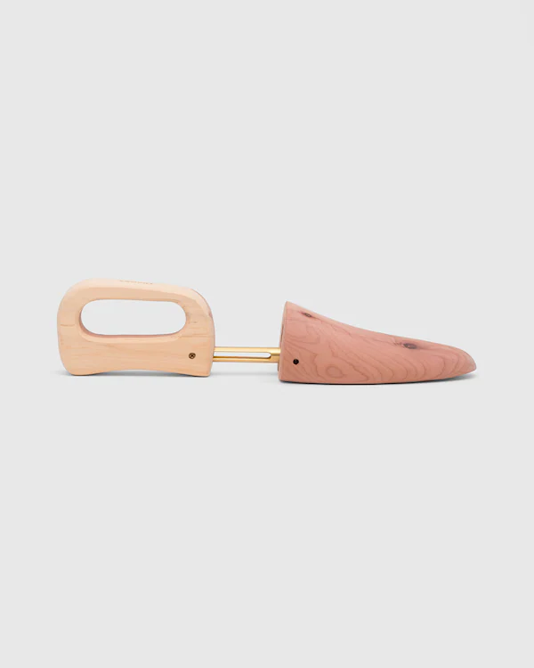 Norfolk Schuhbaum Stabiler Schuhbaum aus Zedernholz